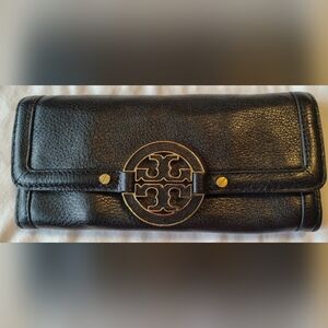 Tory Burch Black Leather Amanda Flap Continental Wallet With Gold Hardware